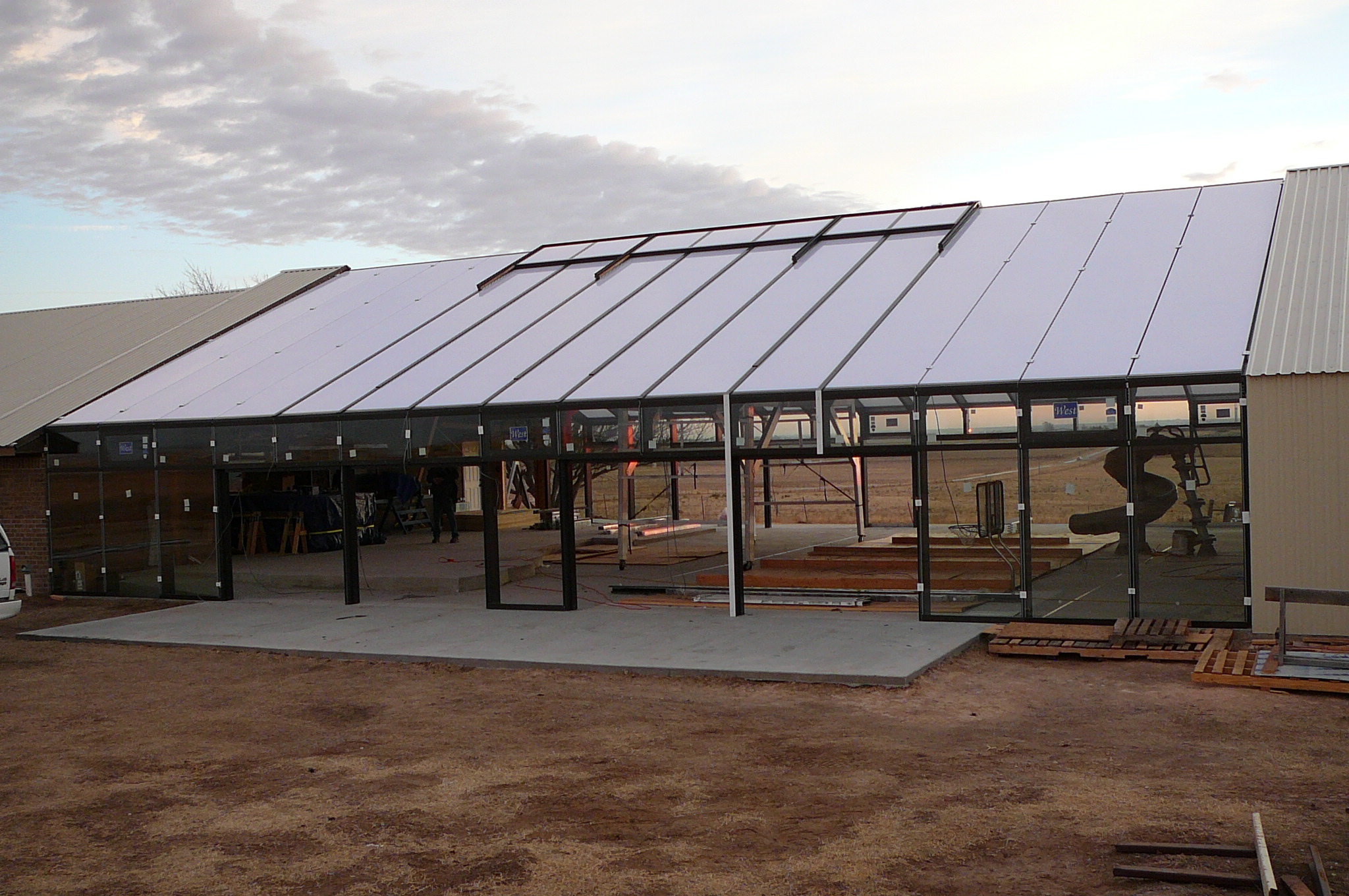 TEXAS POOL ENCLOSURES Pool Enclosures Inc.